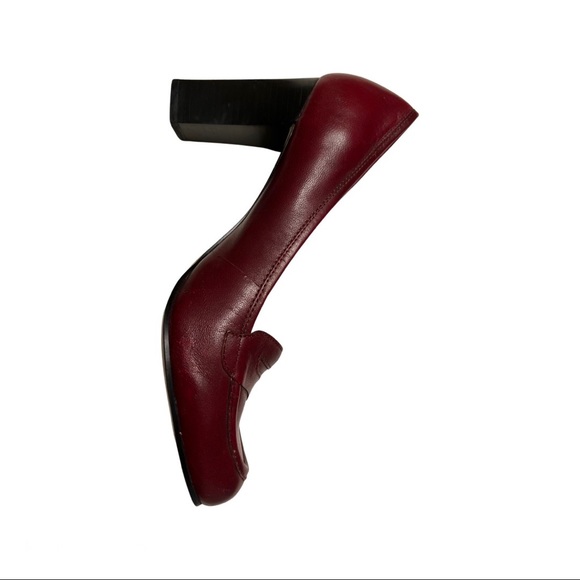 Bandolino Women’s heels red size 8.5 - Picture 5 of 5